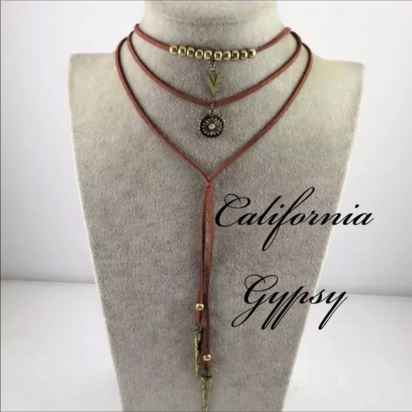 Jewelry - Hippie boho suede beaded multi strand choker🌈